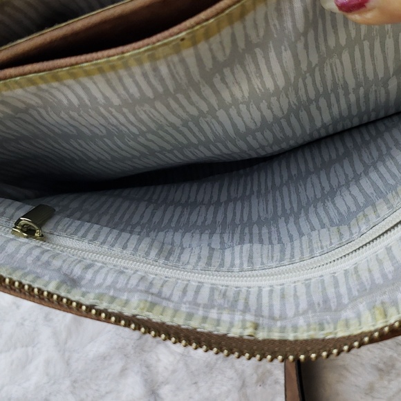 Leanna Vegan Brown faux leather Braided Crossbody Purse. - Picture 9 of 16